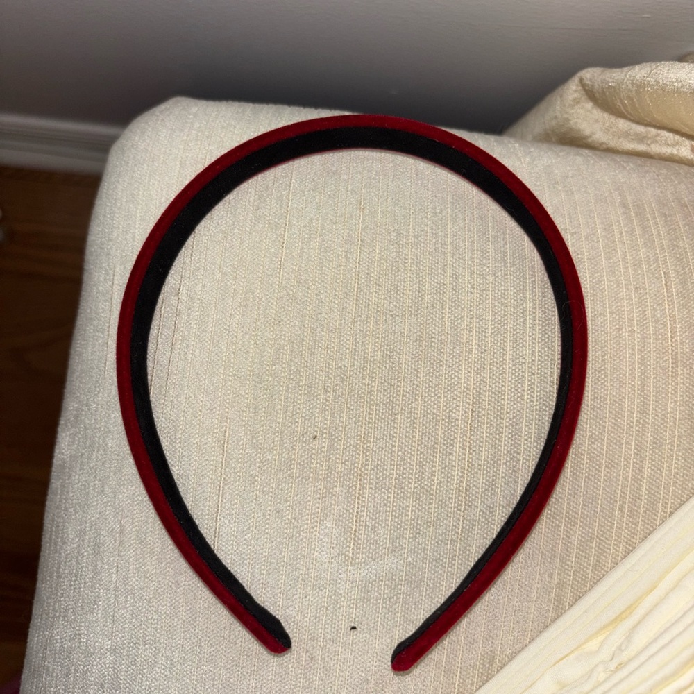 New Red Velvet Headband - Picture 4 of 5